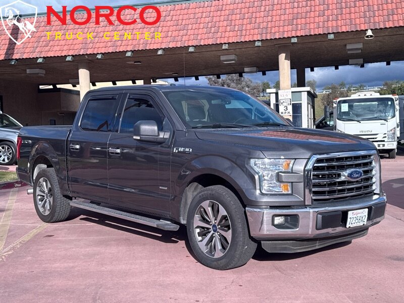 Used 2015 Ford F150 XLT w/ Equipment Group 302A Luxury RWD image 11