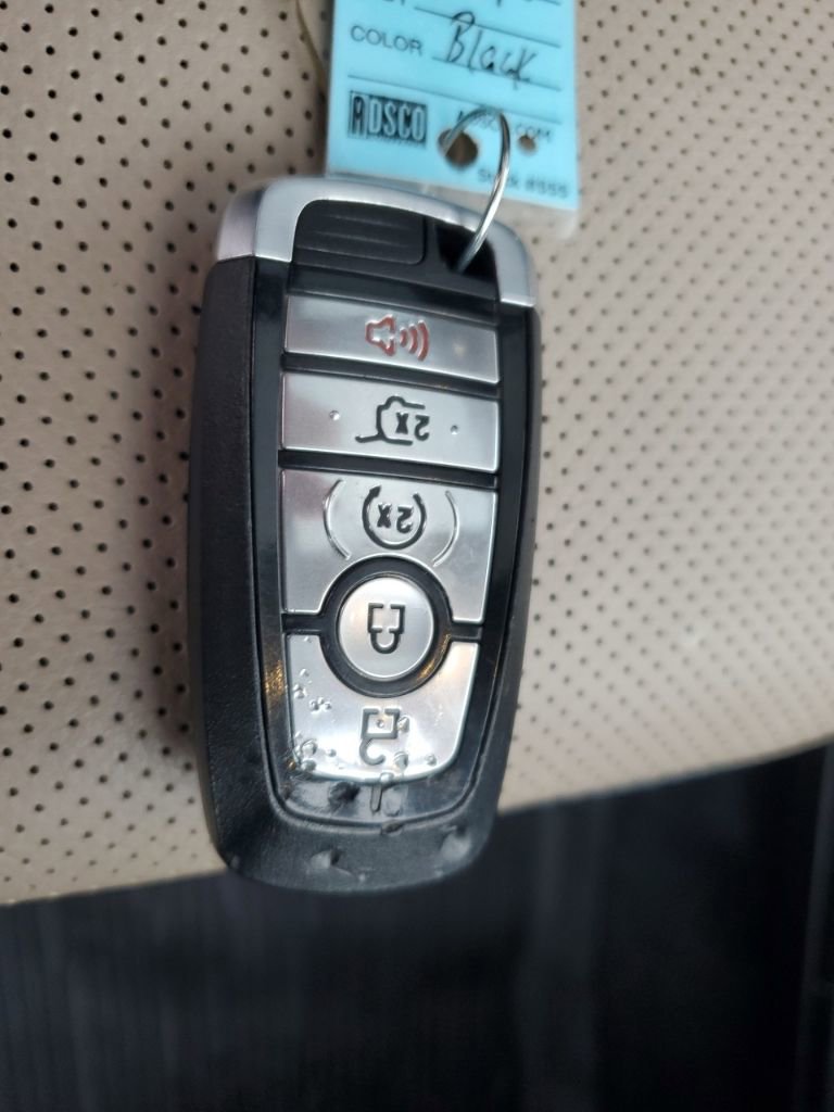 Used 2022 Ford Escape Titanium w/ Titanium Elite Package image 34