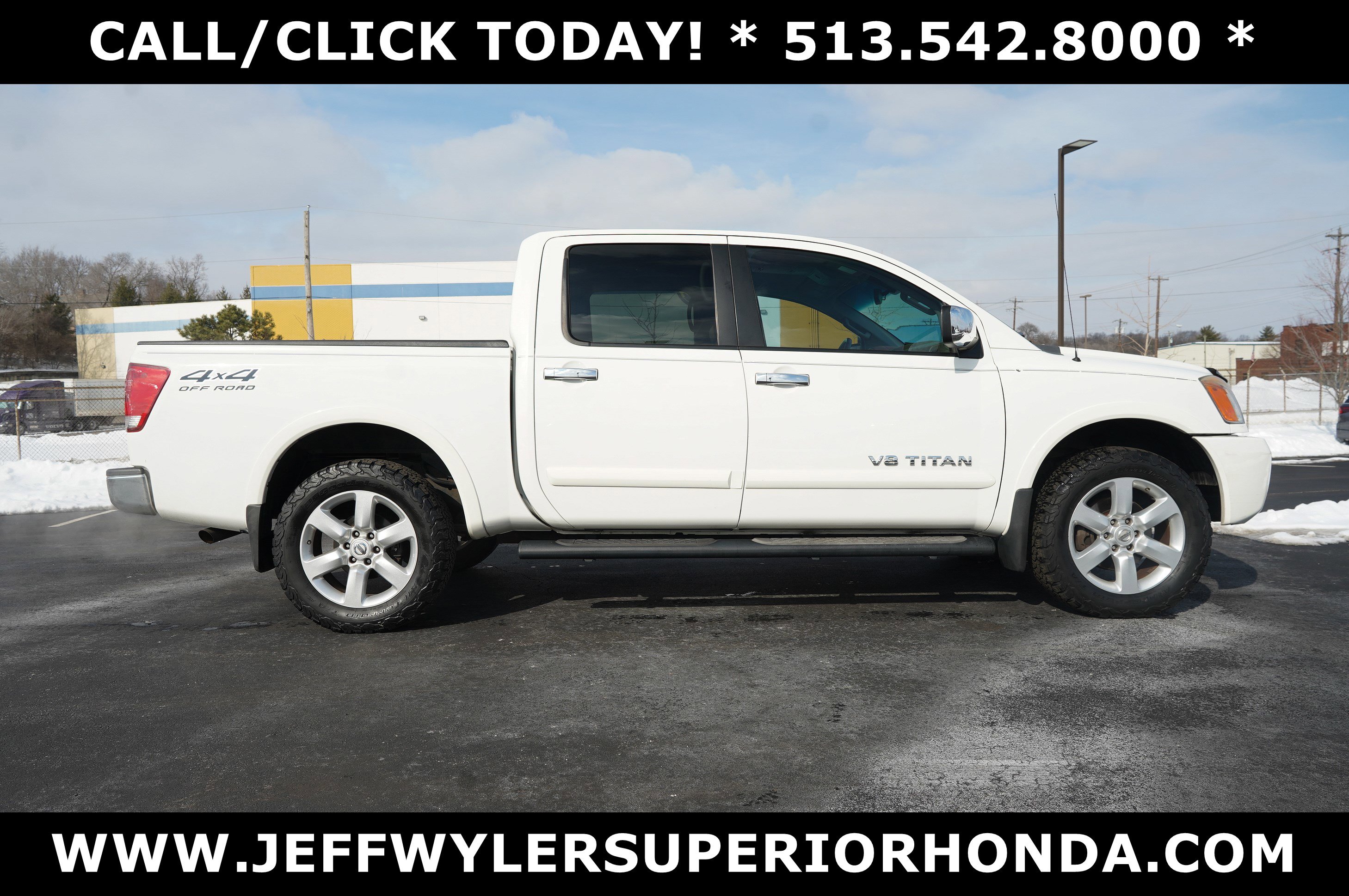 Used 2012 Nissan Titan SL image 2