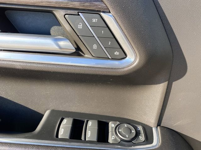 Used 2023 Chevrolet Silverado 1500 LTZ w/ LTZ Premium Package image 23