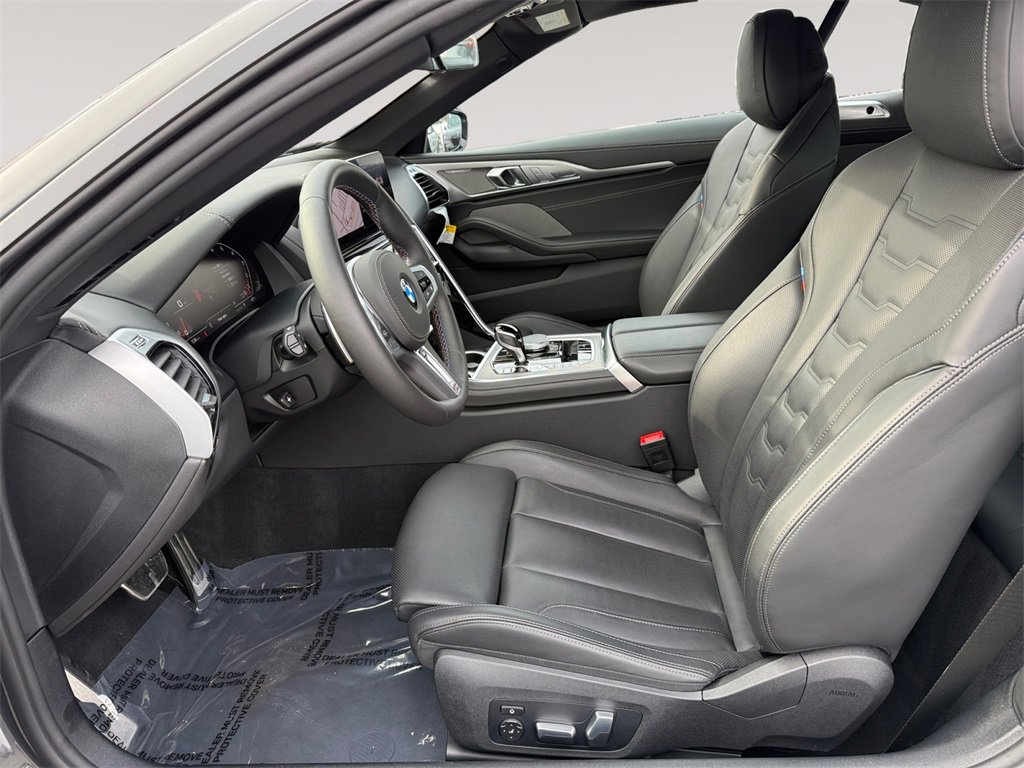 Used 2026 BMW M850i xDrive Convertible image 9
