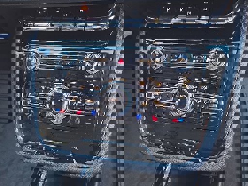 Used 2022 Lincoln Corsair Reserve w/ Equipment Group 201A image 5