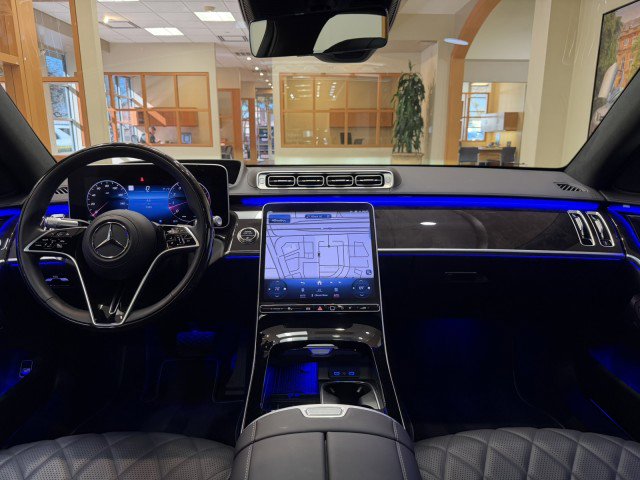 Certified 2025 Mercedes-Benz S 580 4MATIC Sedan image 10