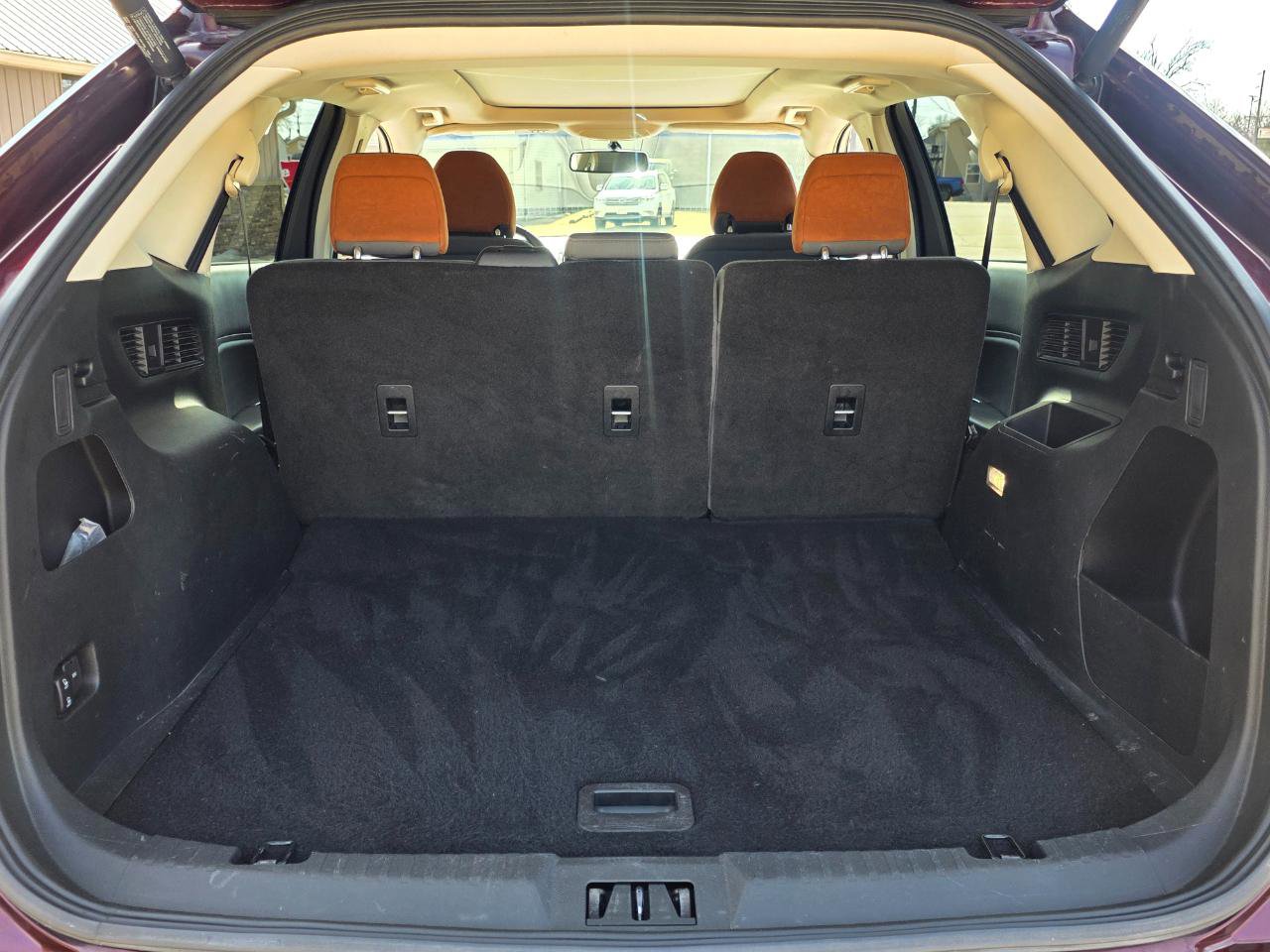 Used 2018 Ford Edge SEL w/ Equipment Group 201A image 16