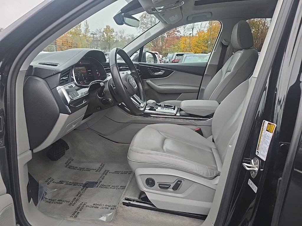 Used 2023 Audi Q7 3.0T Premium Plus image 14