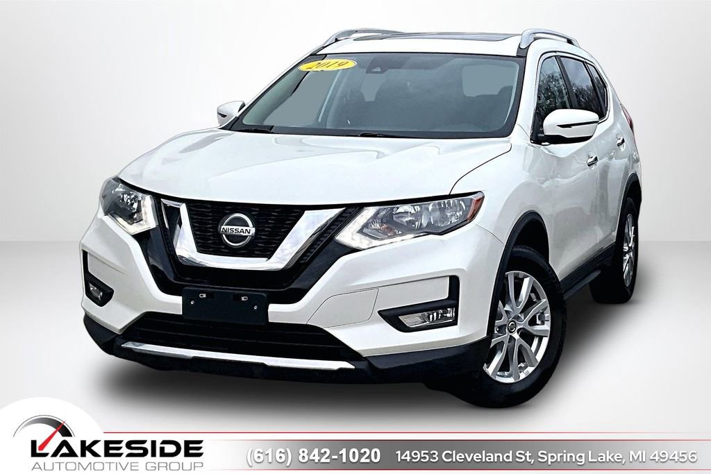 Used 2019 Nissan Rogue SV AWD/4WD image 1