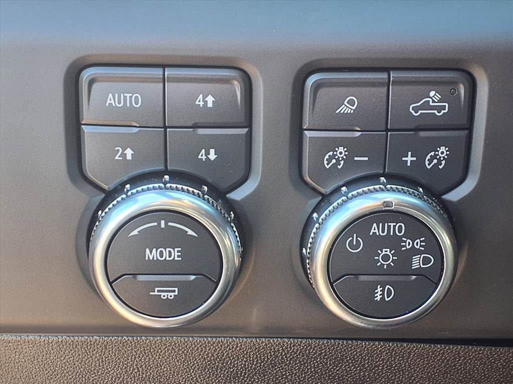 Certified 2025 GMC Sierra 2500 AT4X AWD/4WD image 9