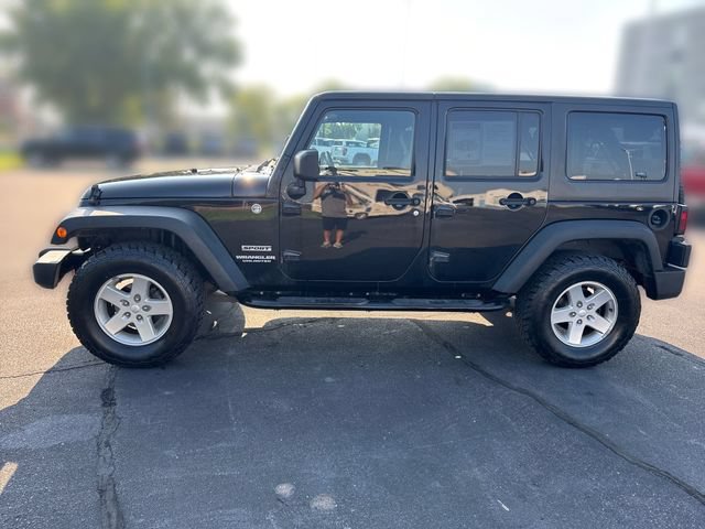 Used 2015 Jeep Wrangler Unlimited Sport w/ Quick Order Package 24S AWD/4WD image 2
