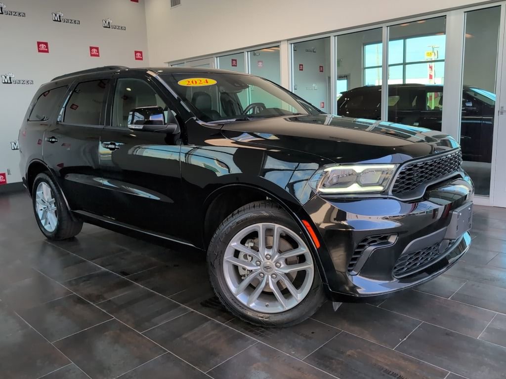 Used 2024 Dodge Durango GT AWD/4WD image 2
