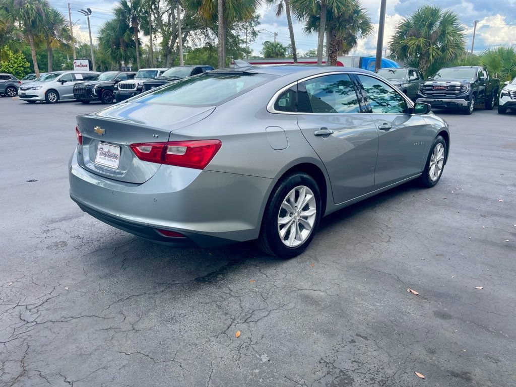 Used 2025 Chevrolet Malibu LT FWD image 5