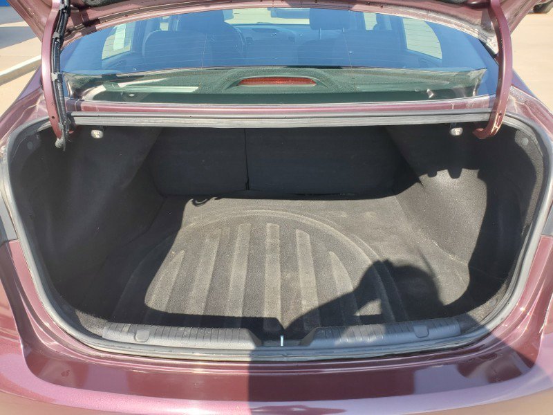 Used 2017 Kia Forte LX image 9