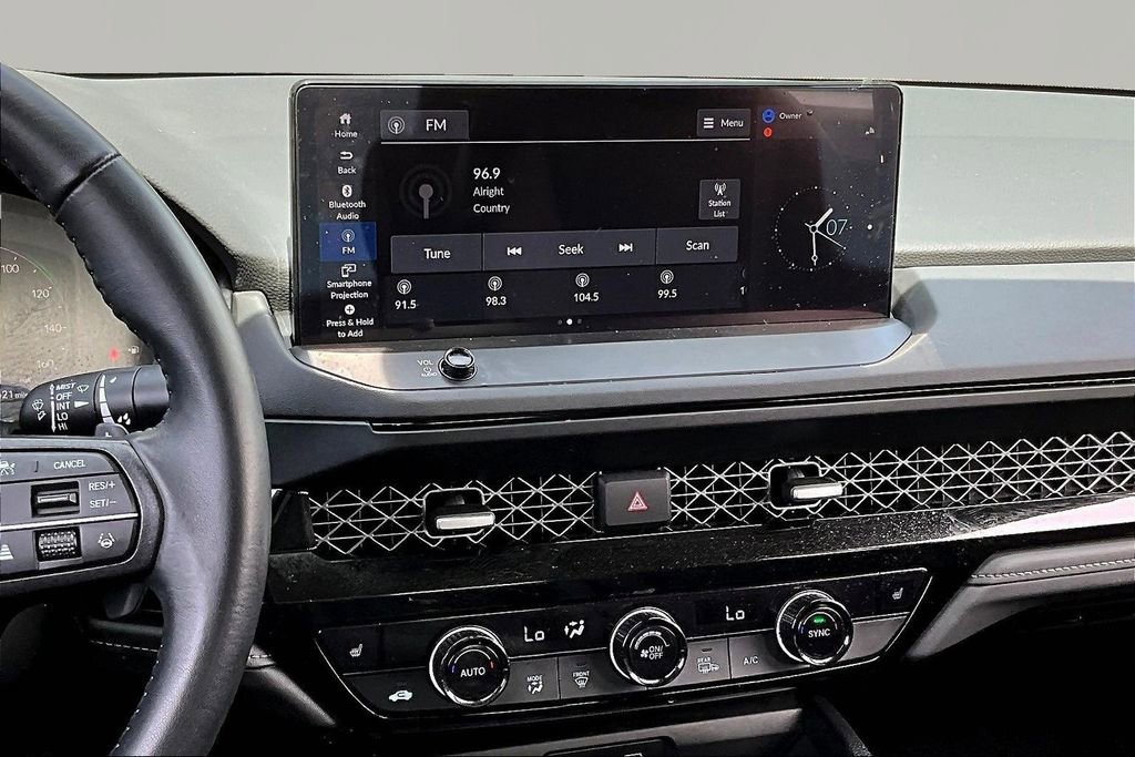 Used 2023 Honda Accord EX-L image 10