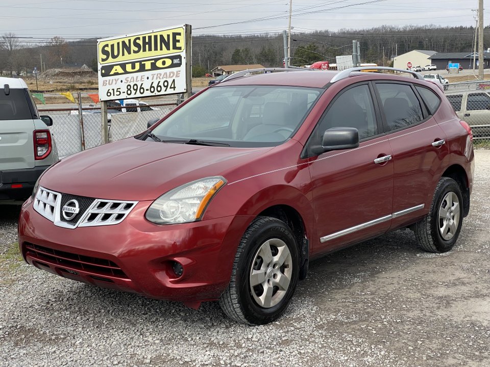 Used 2015 Nissan Rogue S w/ Convenience Package image 1