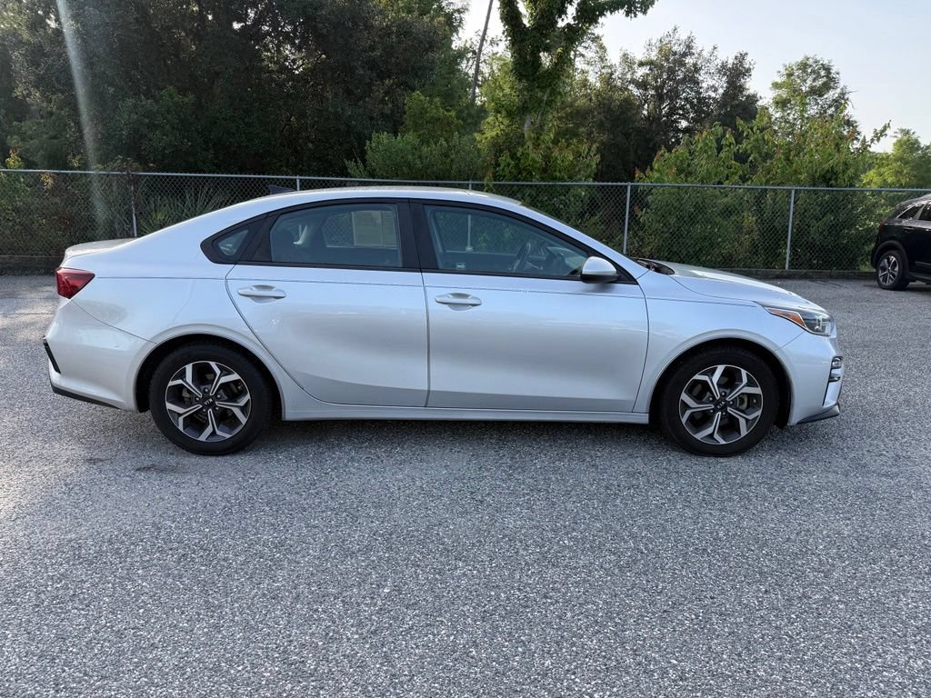 Used 2020 Kia Forte LXS FWD image 7