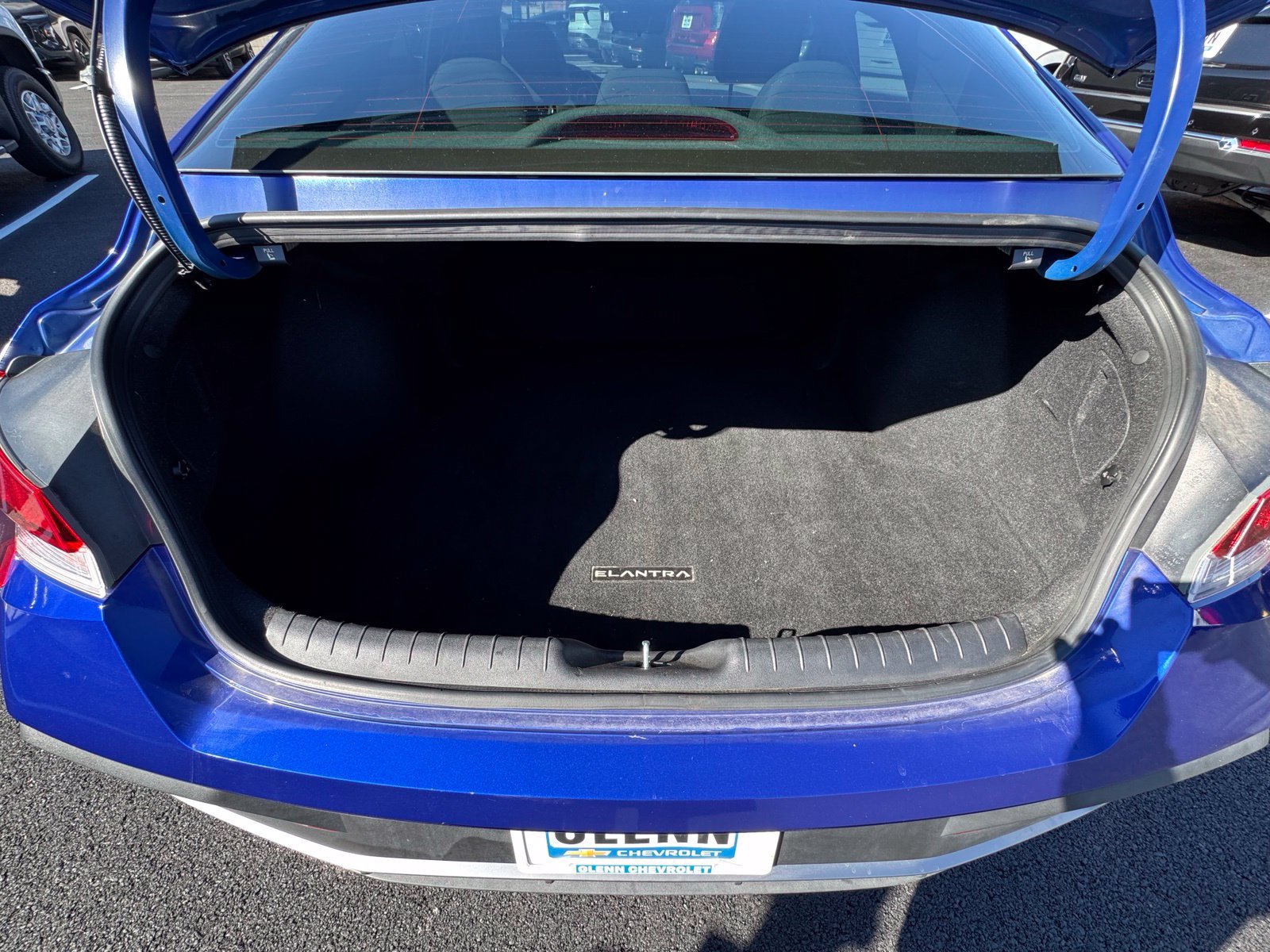 Used 2024 Hyundai Elantra SEL FWD image 27