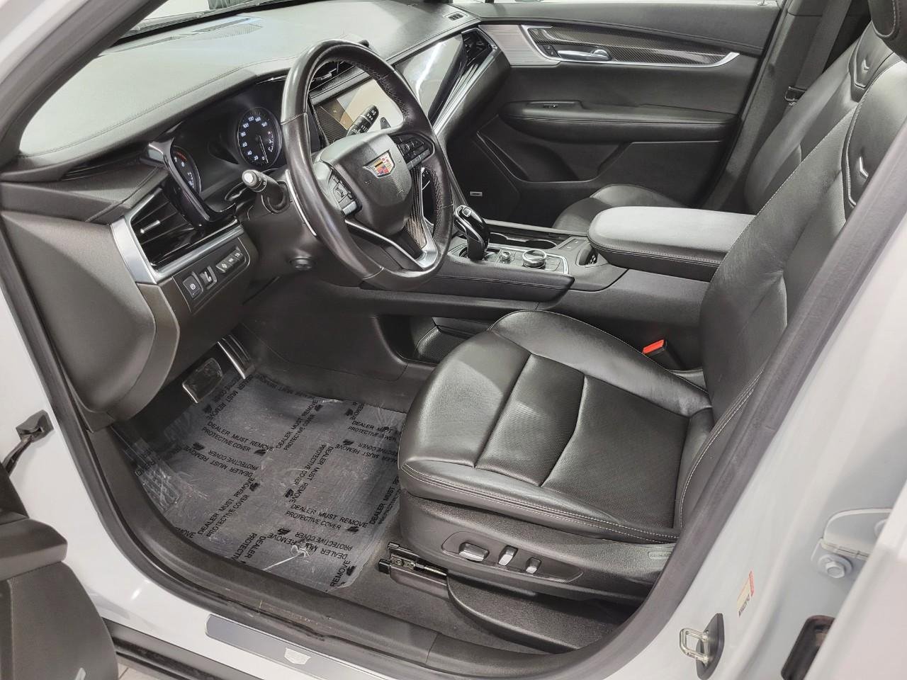 Certified 2022 Cadillac XT6 Sport w/ Technology Package image 10