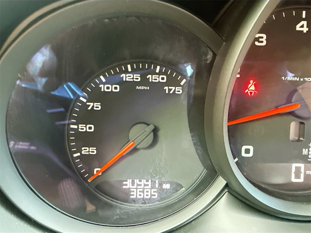 Used 2021 Porsche Macan image 13