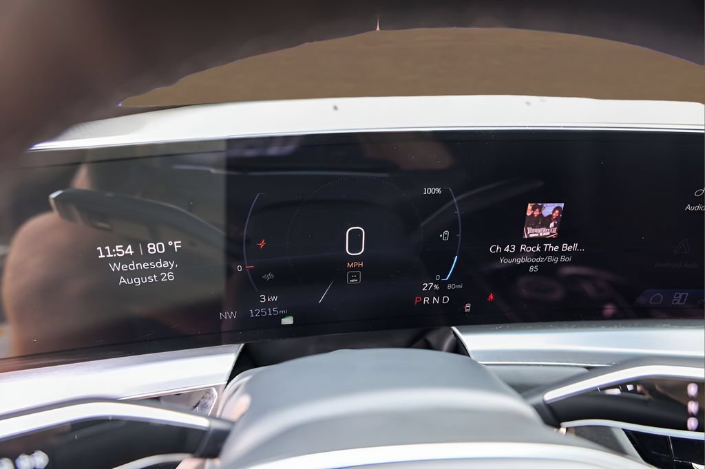 Certified 2024 Cadillac Lyriq Sport AWD/4WD image 10