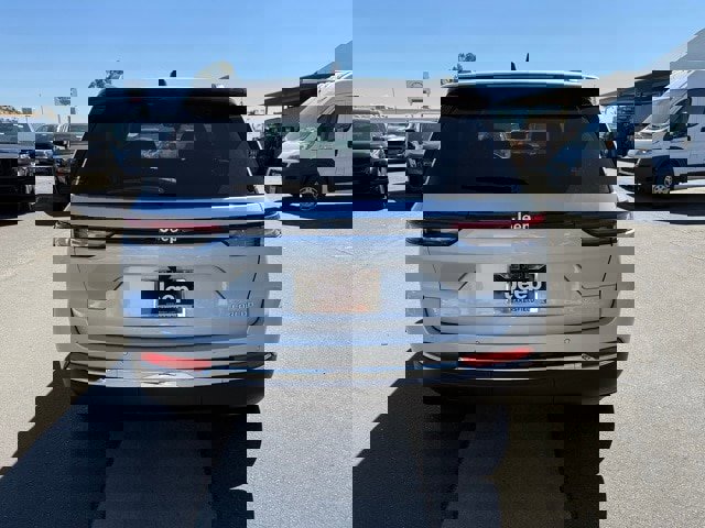 New 2025 Jeep Grand Cherokee Laredo image 5