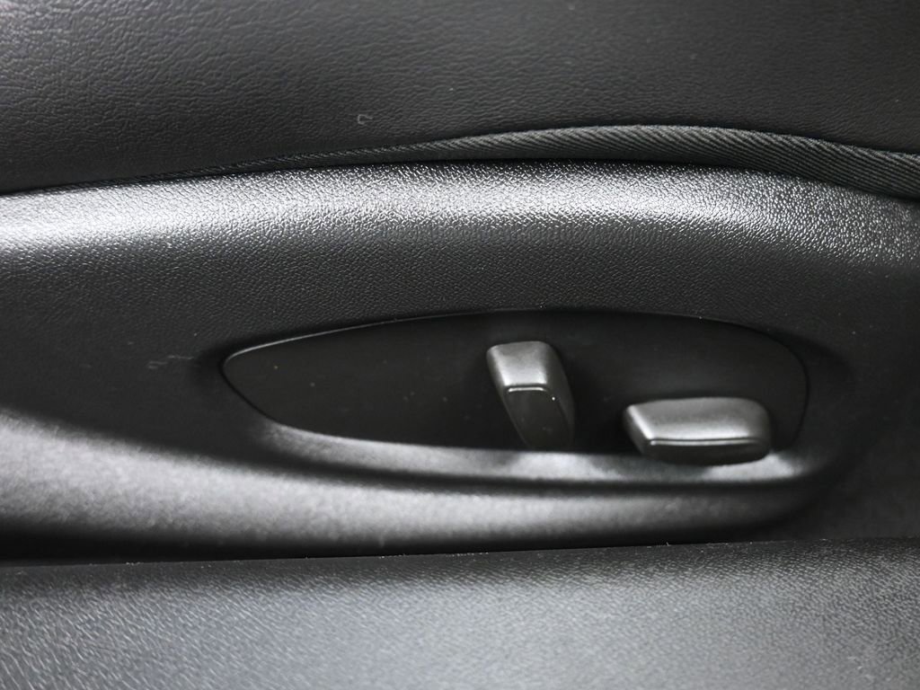 Used 2016 Chevrolet Camaro SS image 38