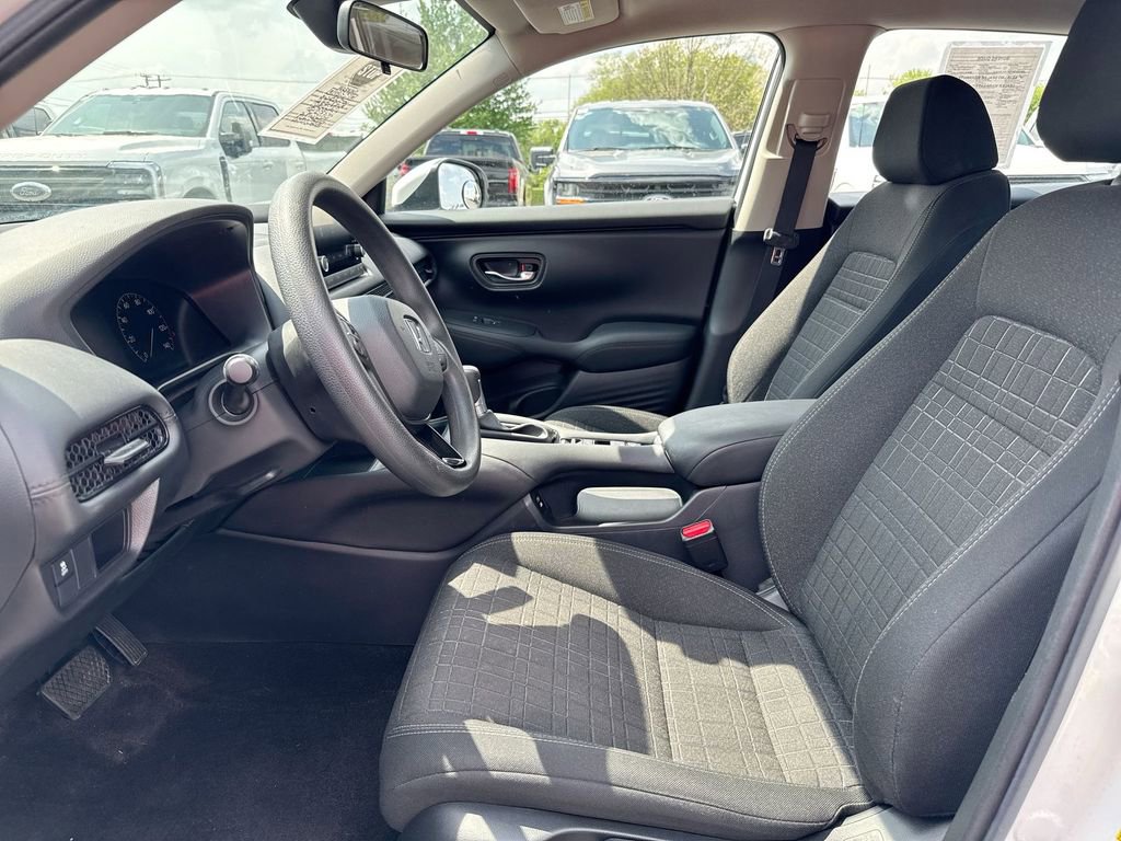 Used 2024 Honda HR-V LX image 19