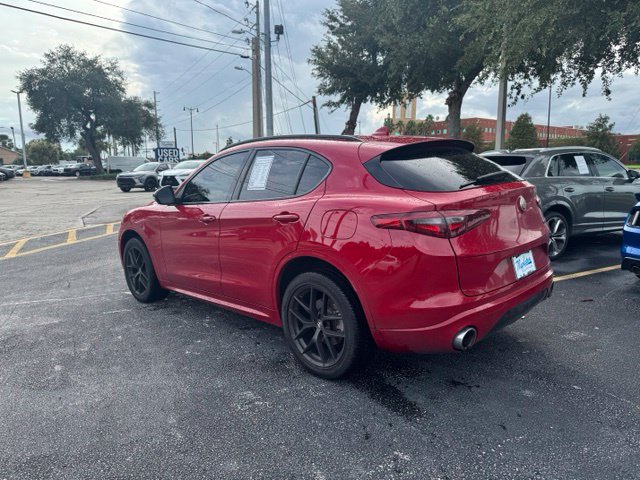 Used 2021 Alfa Romeo Stelvio Sprint w/ Nero Edizione RWD image 3
