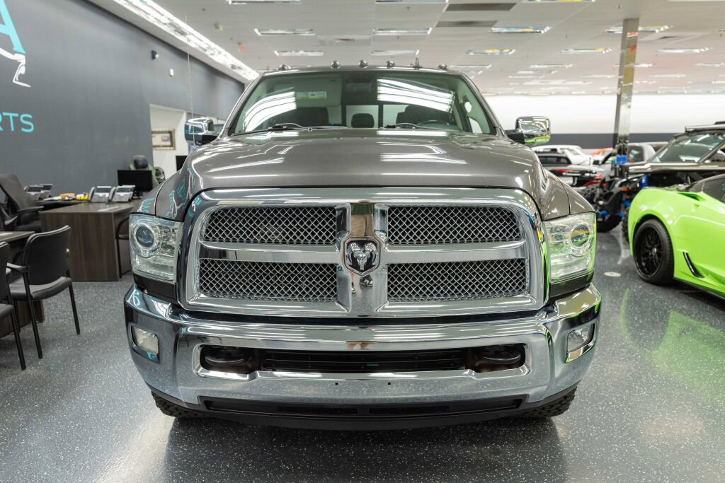 Used 2014 RAM 2500 Limited image 3