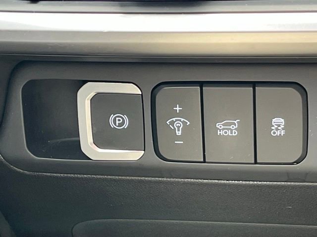 Used 2024 Hyundai Santa Fe SEL image 34