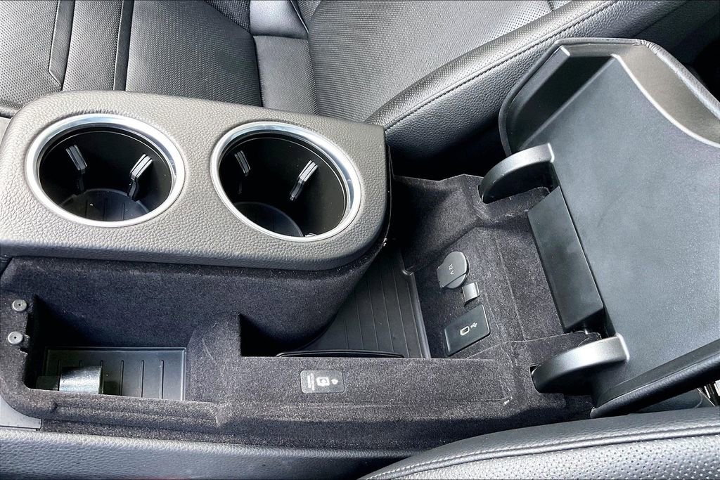 Used 2021 Porsche Panamera 4S image 25