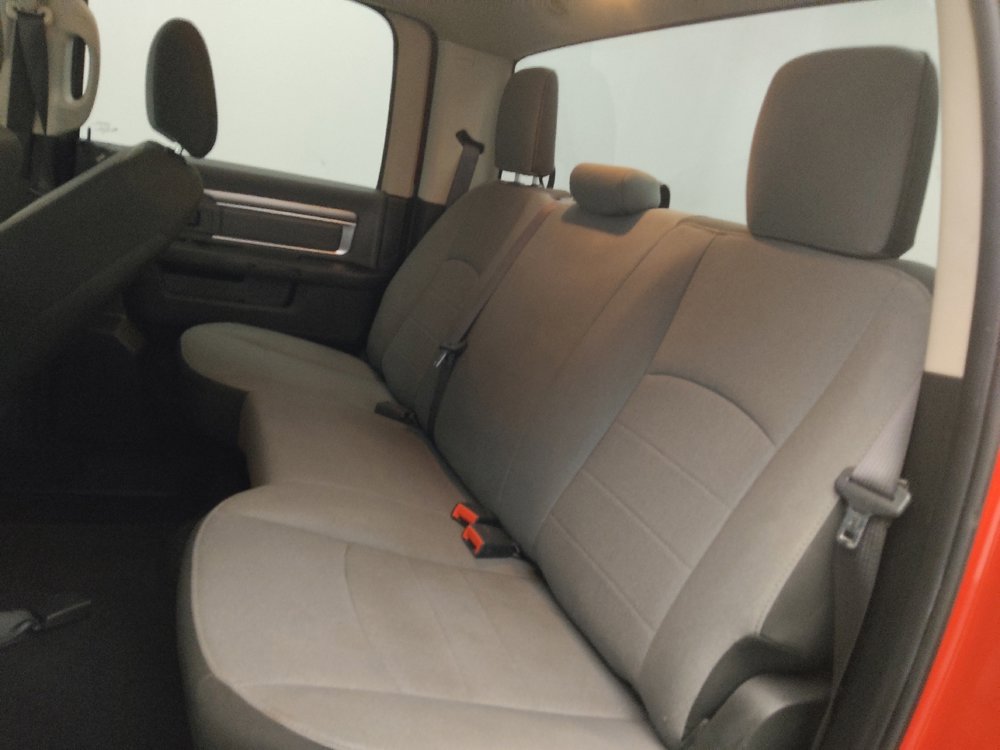 Used 2021 RAM 1500 Classic SLT image 18