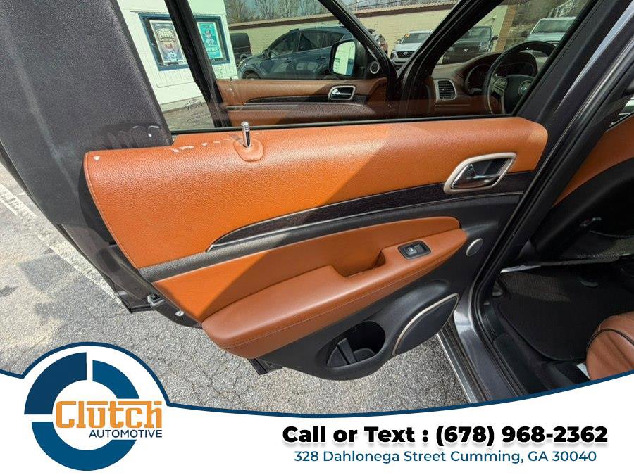 Used 2017 Jeep Grand Cherokee Summit w/ Platinum Series Group RWD image 17