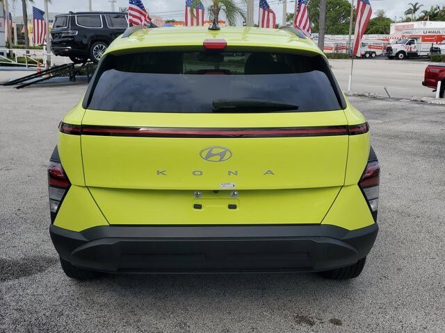 Used 2024 Hyundai Kona SEL FWD image 6