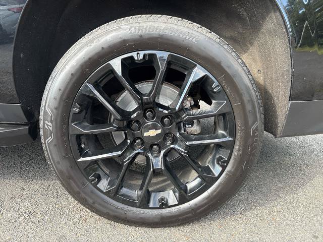 Used 2022 Chevrolet Suburban High Country AWD/4WD image 15