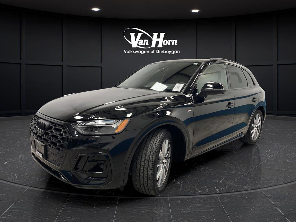 Used 2024 Audi Q5 e Prestige w/ Prestige Package AWD/4WD image 3