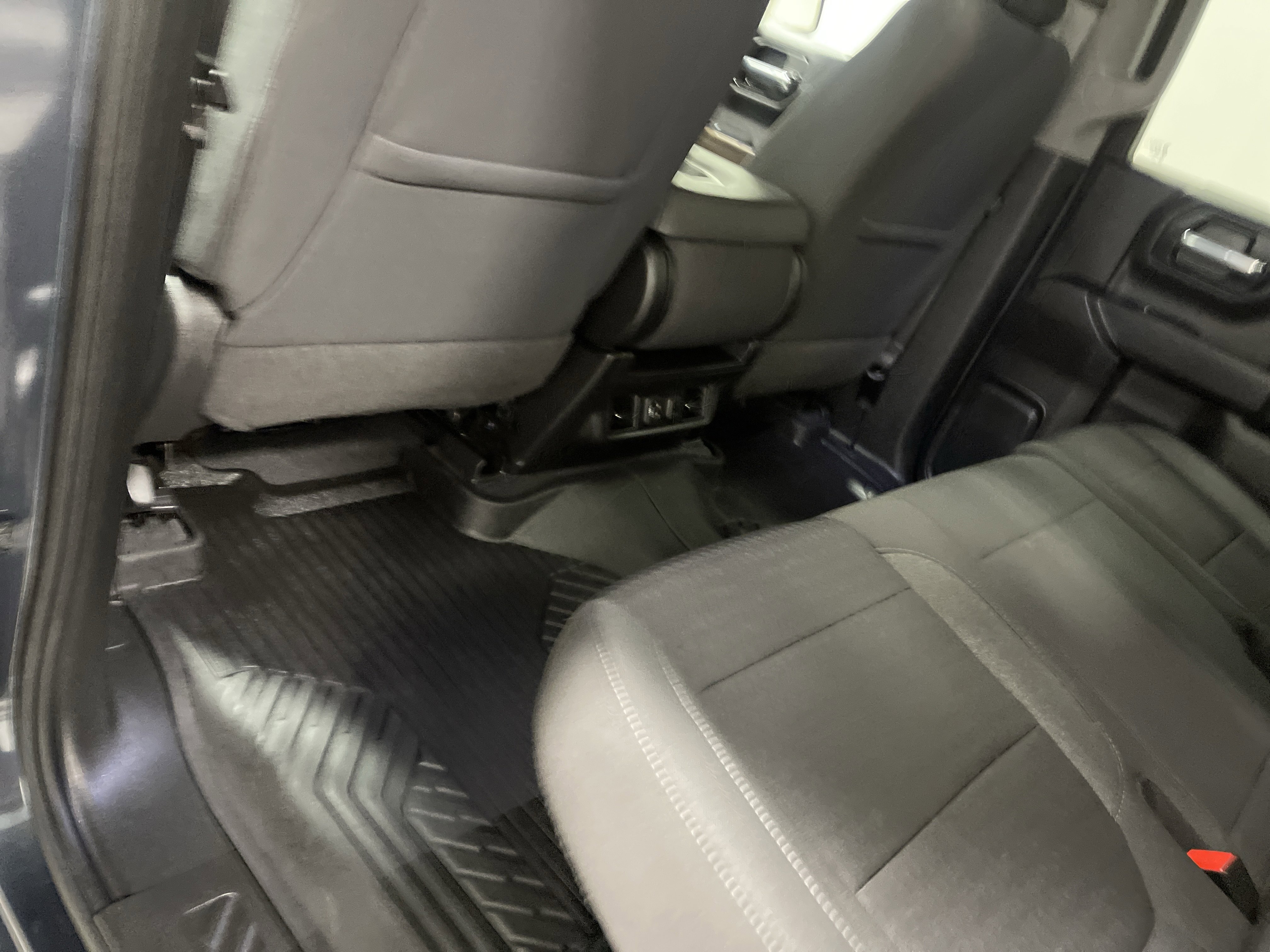 Used 2022 Chevrolet Silverado 1500 LT image 17