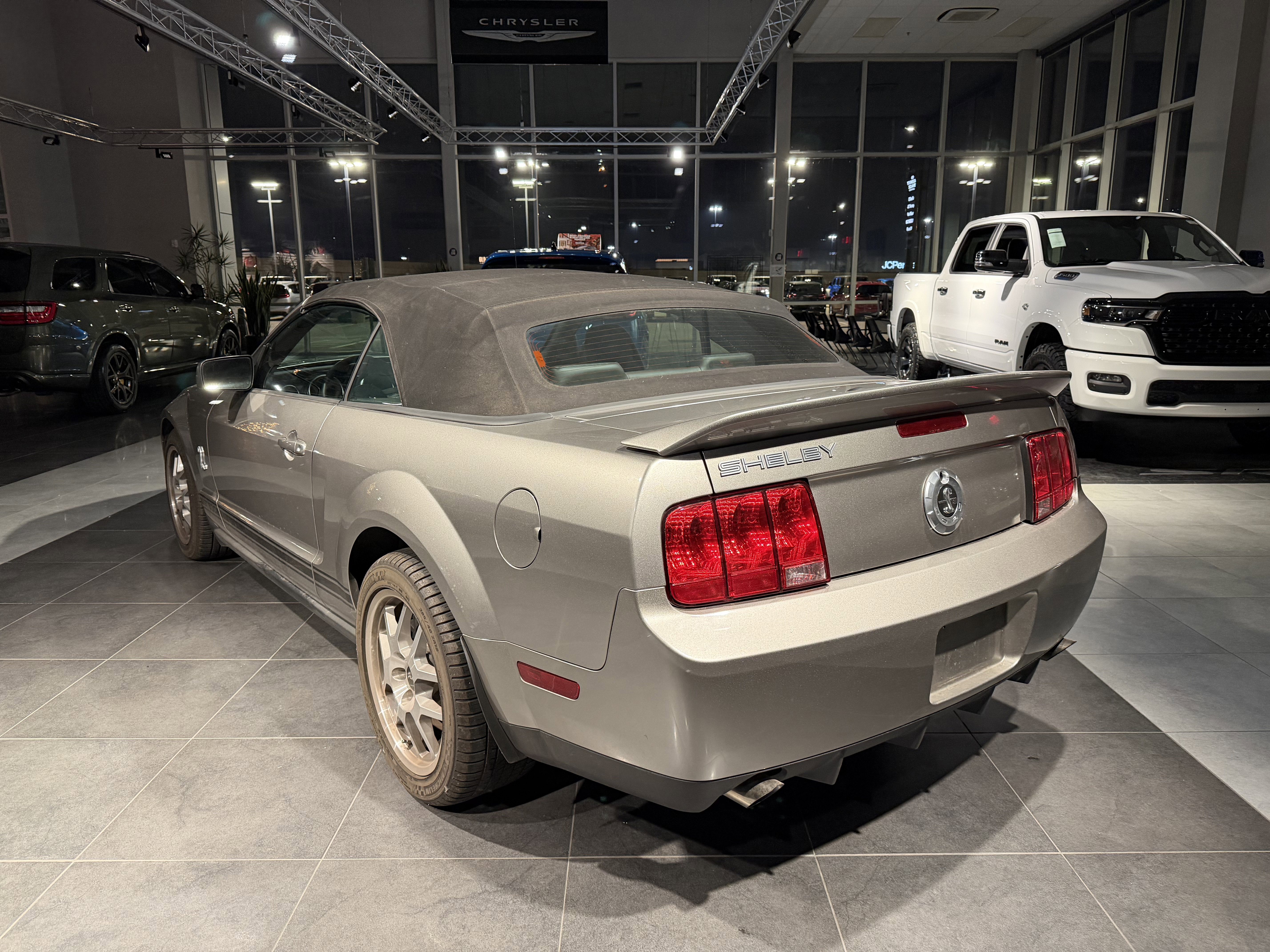 Used 2009 Ford Mustang Shelby GT500 image 6