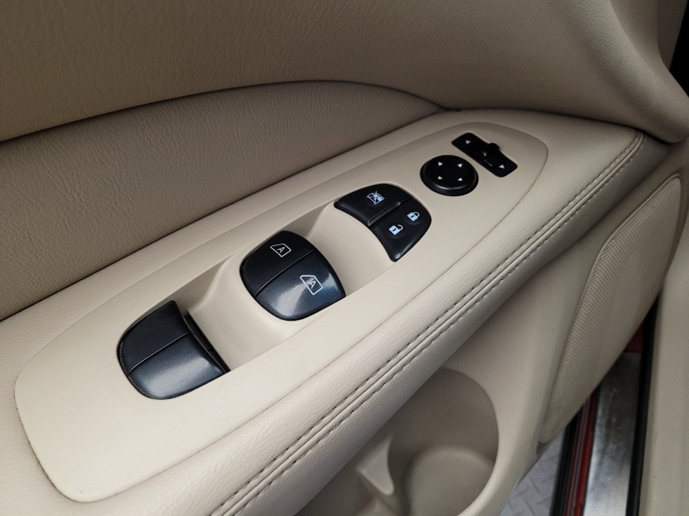 Used 2015 Nissan Pathfinder Platinum w/ Cargo Package AWD/4WD image 27