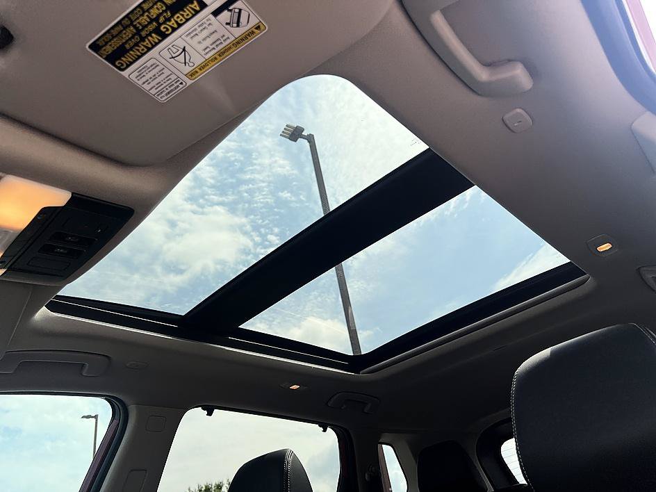 Certified 2023 Nissan Rogue SL w/ SL Premium Package FWD image 19