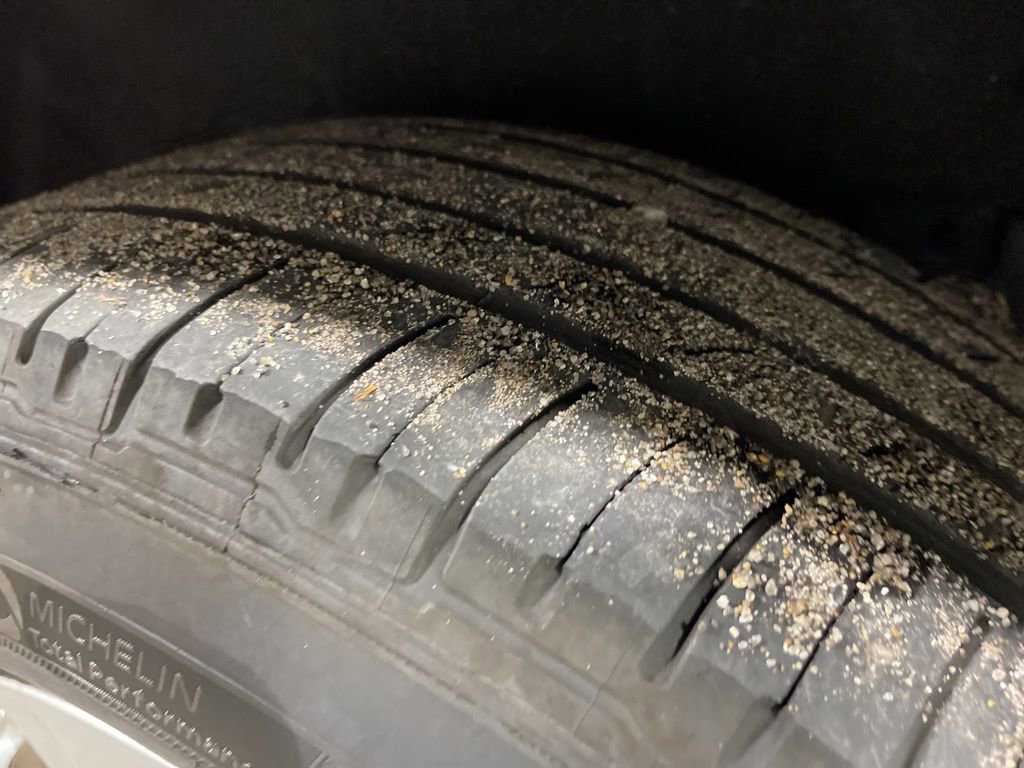 Used 2024 Toyota Highlander XLE image 38