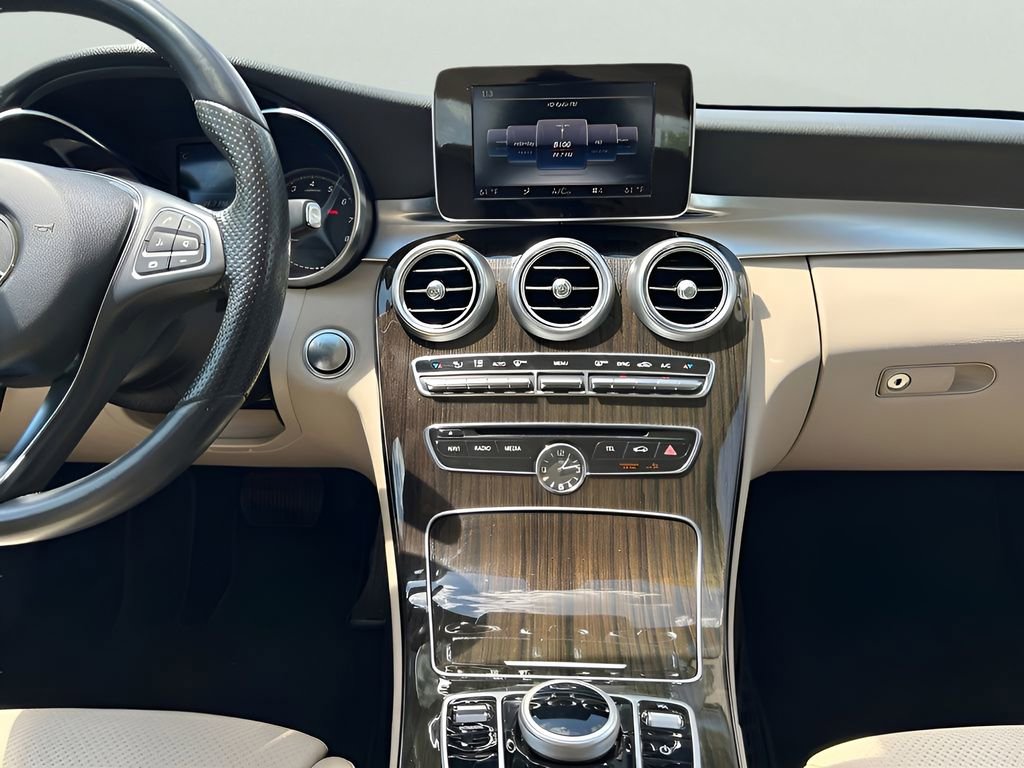 Used 2017 Mercedes-Benz C 300 4MATIC Sedan image 20