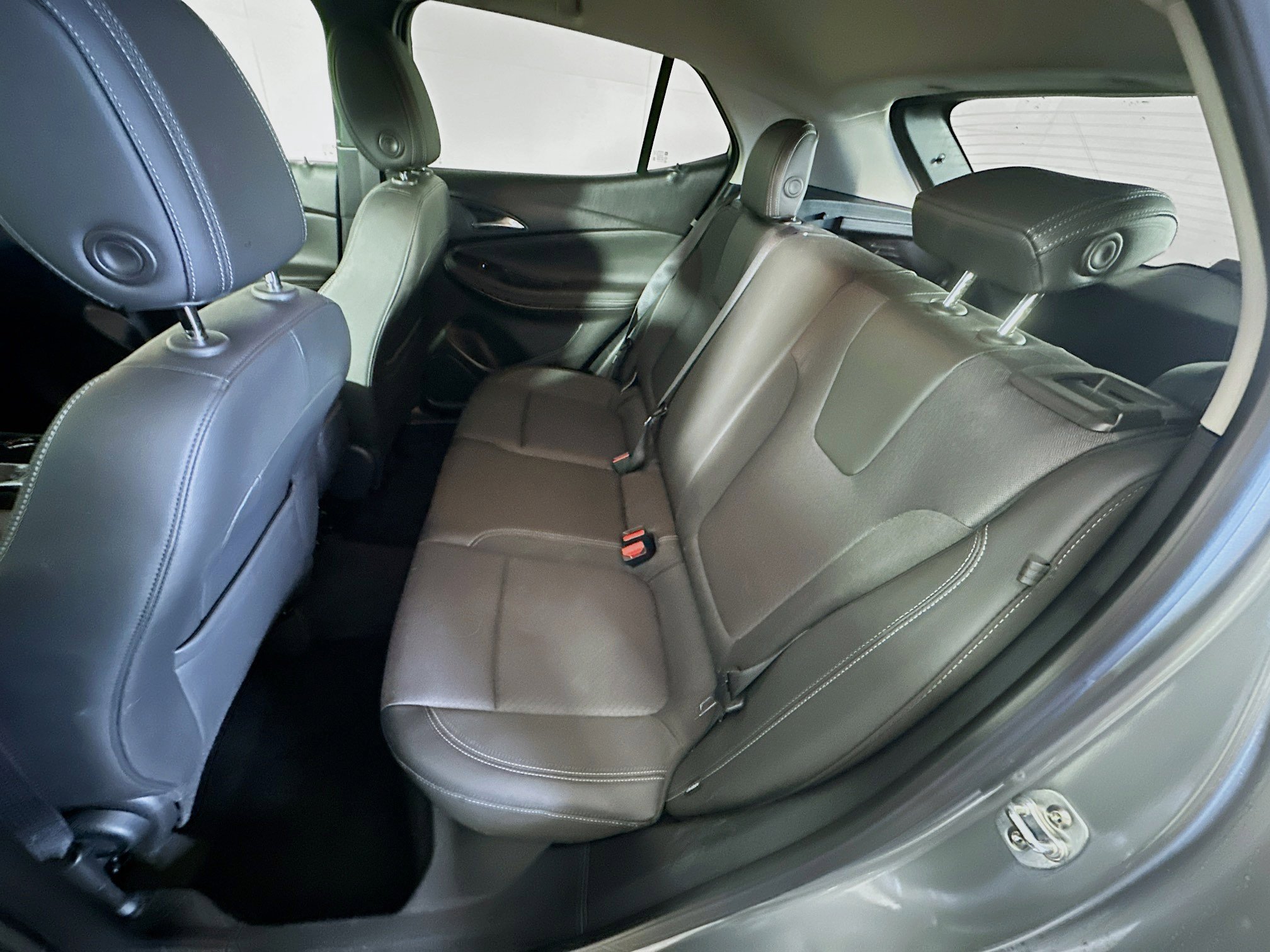 Used 2025 Buick Encore GX Preferred AWD/4WD image 26