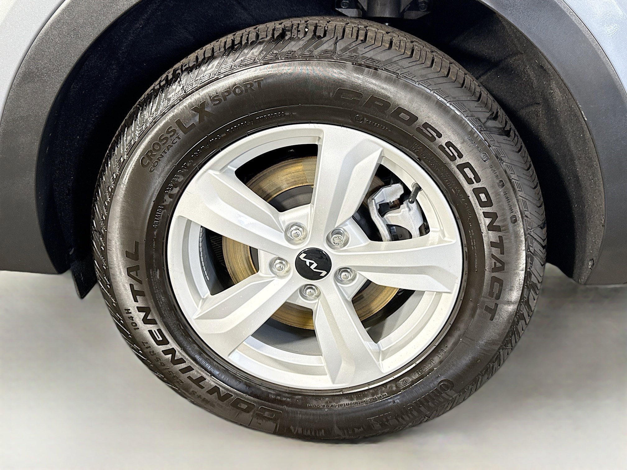 Used 2025 Kia Sorento LX image 37