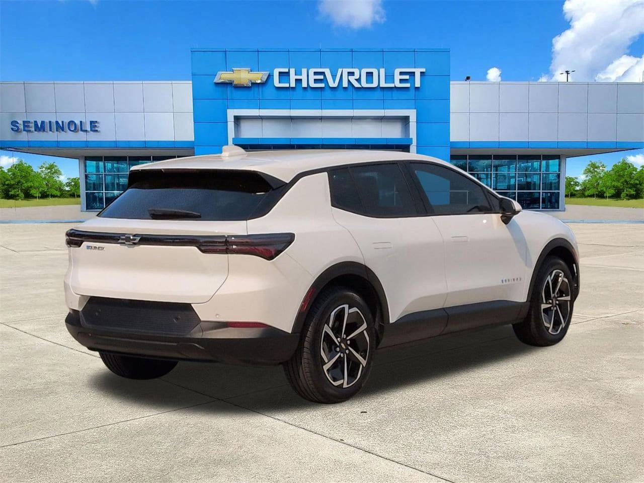 Used 2025 Chevrolet Equinox EV LT image 4