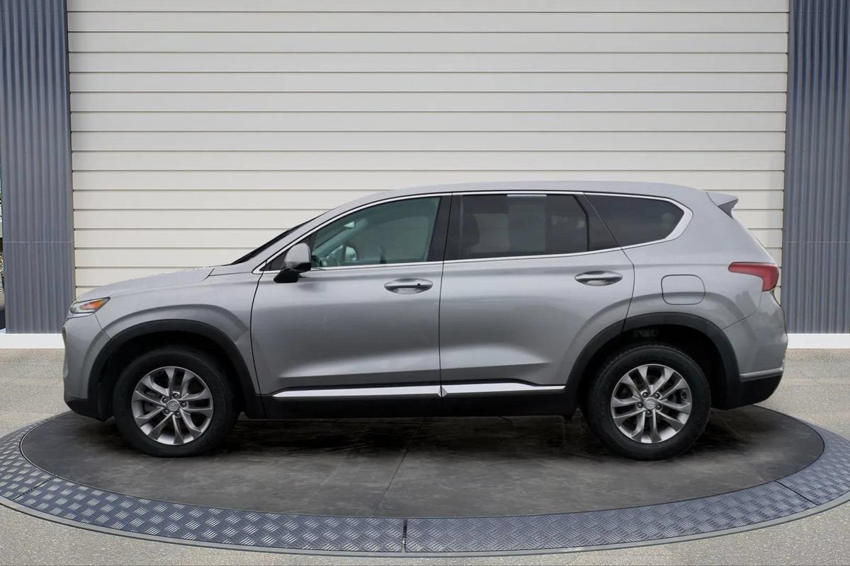 Used 2020 Hyundai Santa Fe SEL AWD/4WD image 4