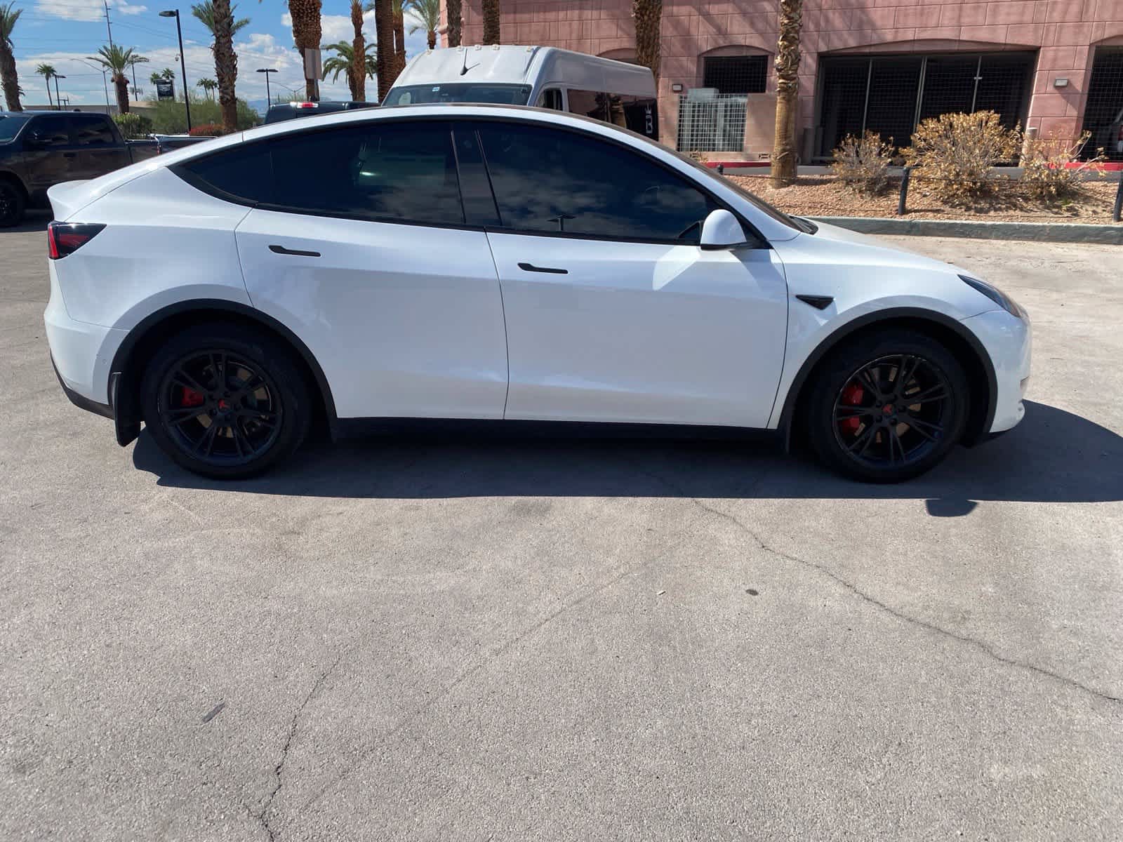 Used 2021 Tesla Model Y Long Range AWD/4WD image 4