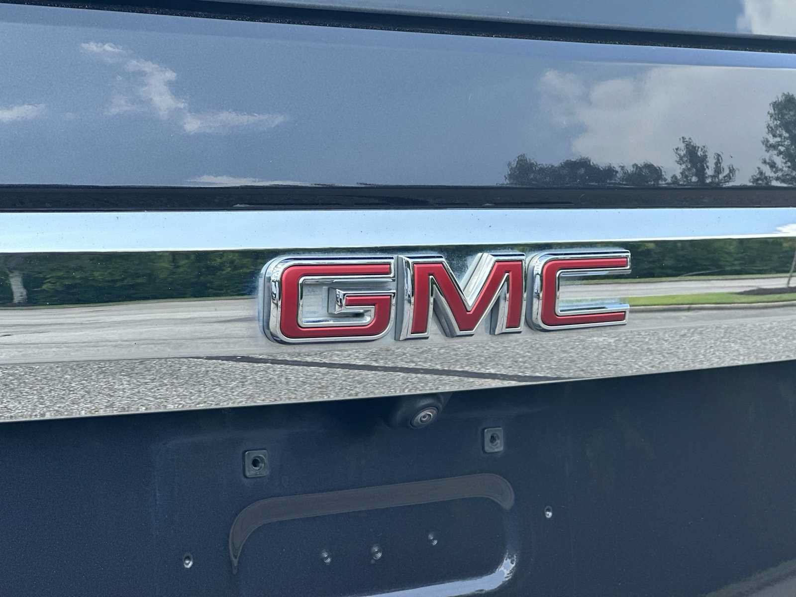 Certified 2023 GMC Yukon SLT AWD/4WD image 12