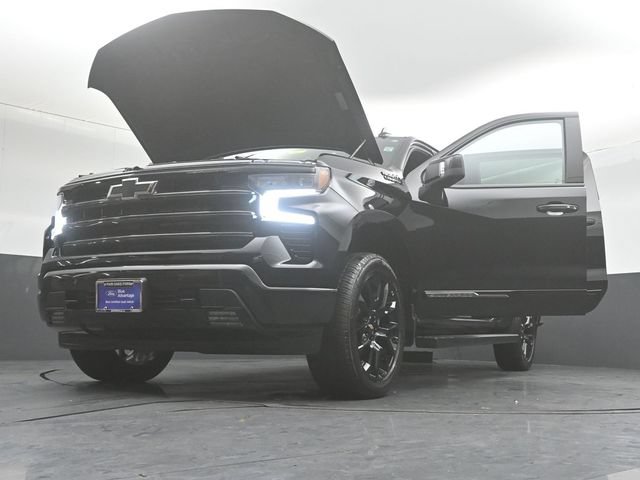 Used 2026 Chevrolet Silverado 1500 High Country w/ Midnight Edition AWD/4WD image 47