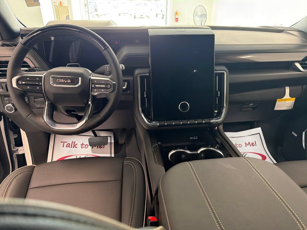 New 2026 GMC Yukon Elevation w/ Elevation Premium Package AWD/4WD image 16