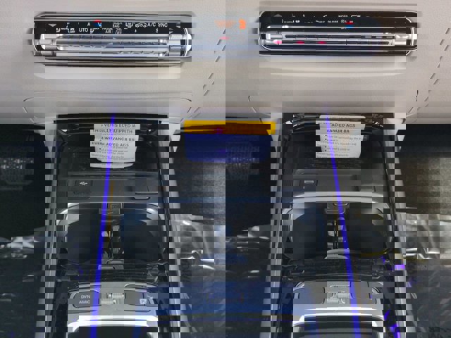 Used 2025 Mercedes-Benz GLB 250 image 19