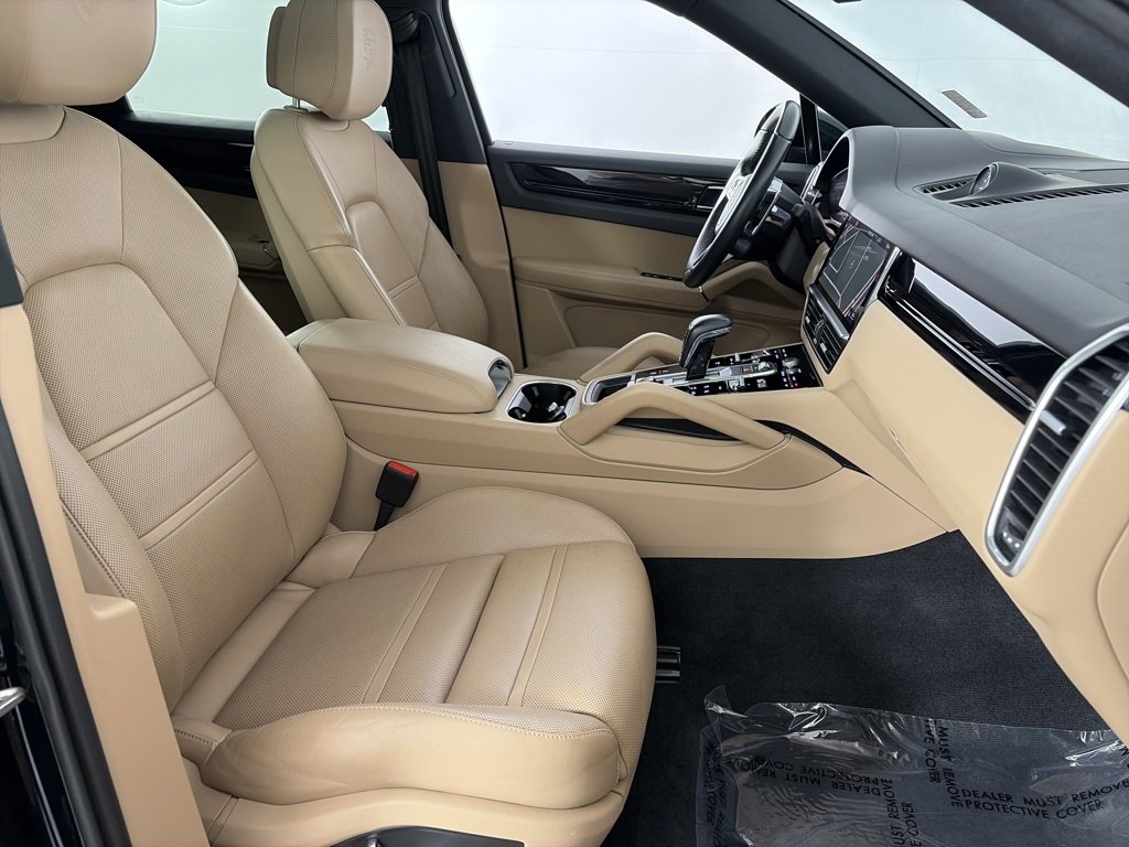 Used 2021 Porsche Cayenne S image 30